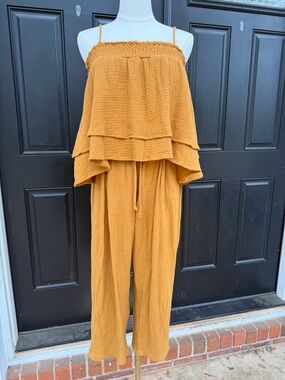 Bucket List Women’s Gauze Mustard Layered Set